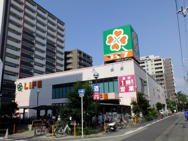 スーパー　ライフ阿波座駅前店（スーパー）まで800m