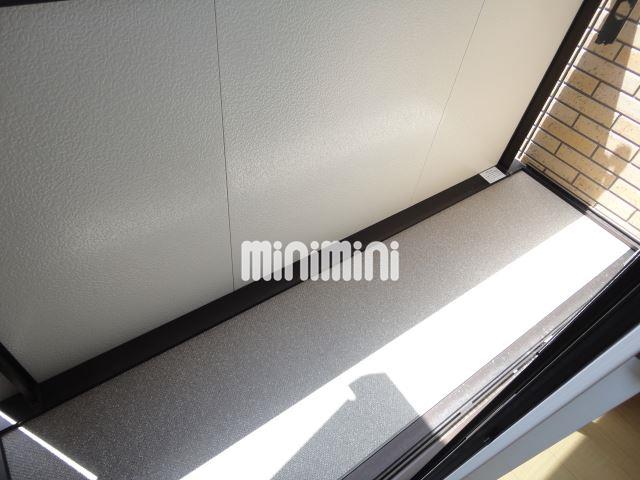 バルコニー　バルコニーはコンパクトです。