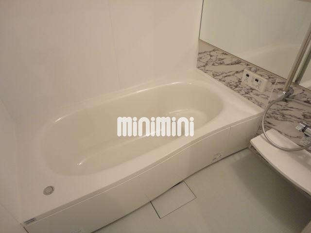 バス・シャワールーム　ゆったり入れるお風呂です！