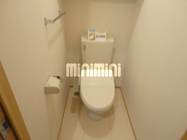 トイレ　温水洗浄便座付き