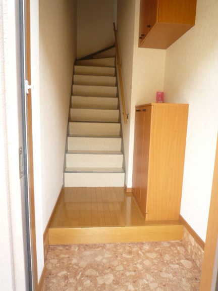 玄関　収納もある玄関です