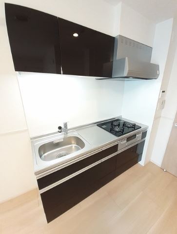 キッチン　★3口コンロ、グリル付きシステムキッチン★