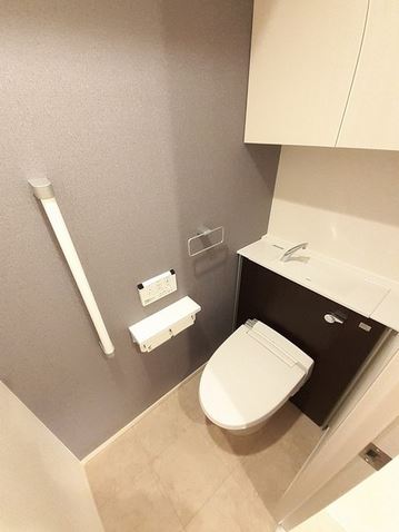 トイレ　★温水洗浄便座★