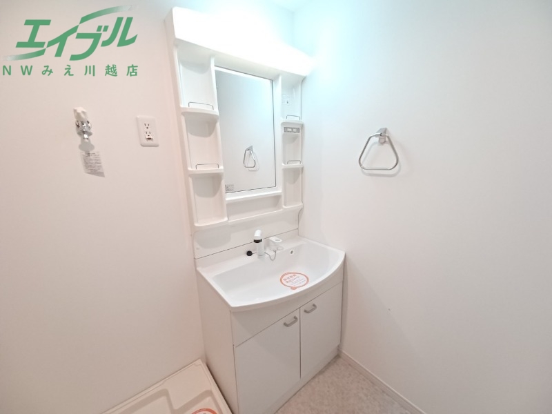 洗面設備　別部屋参考写真です