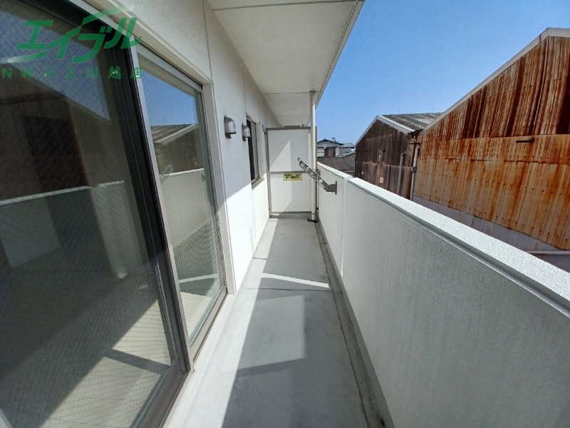バルコニー　別部屋参考写真です