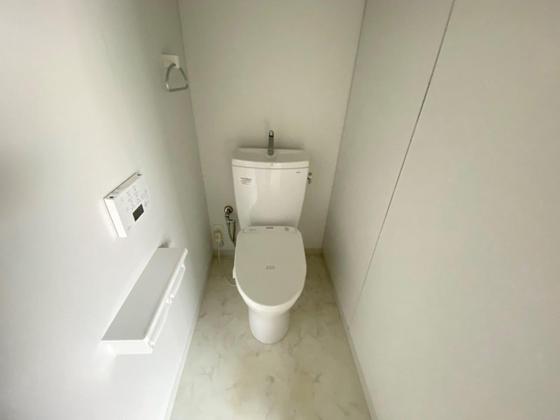 トイレ　※別部屋の写真です