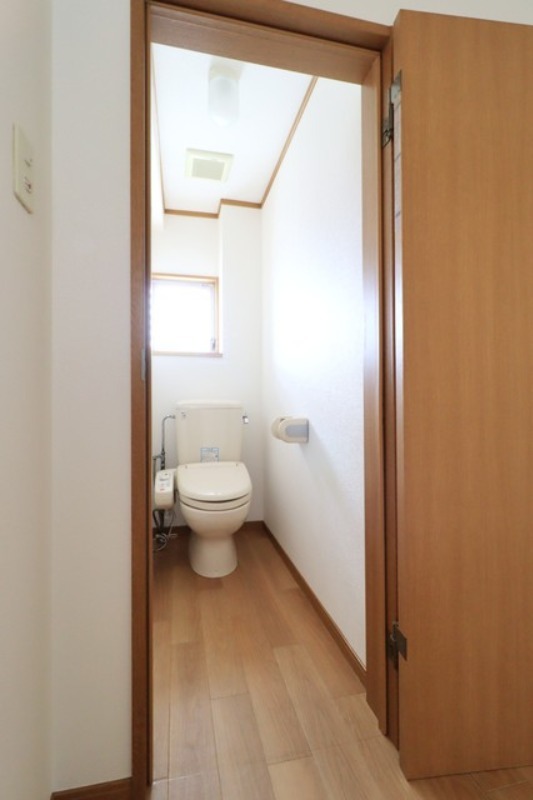 トイレ　図面と現状に相違がある場合には現状を優先