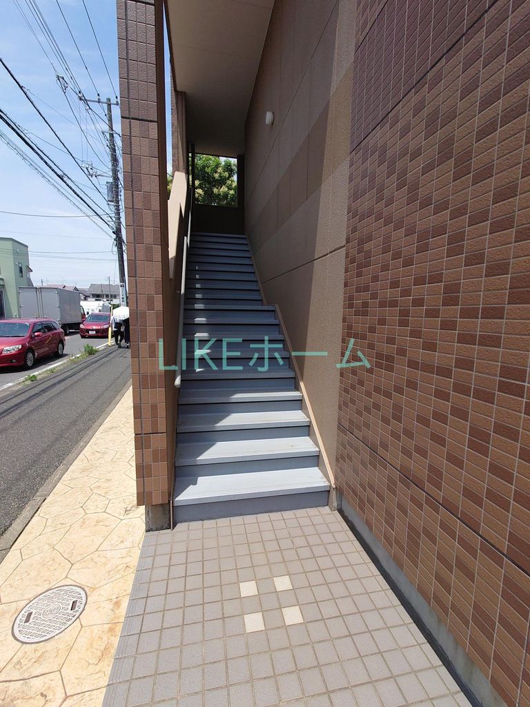 エントランス　エントランス