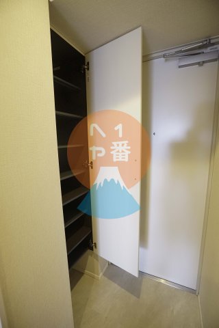 収納　シューズボックス付きです