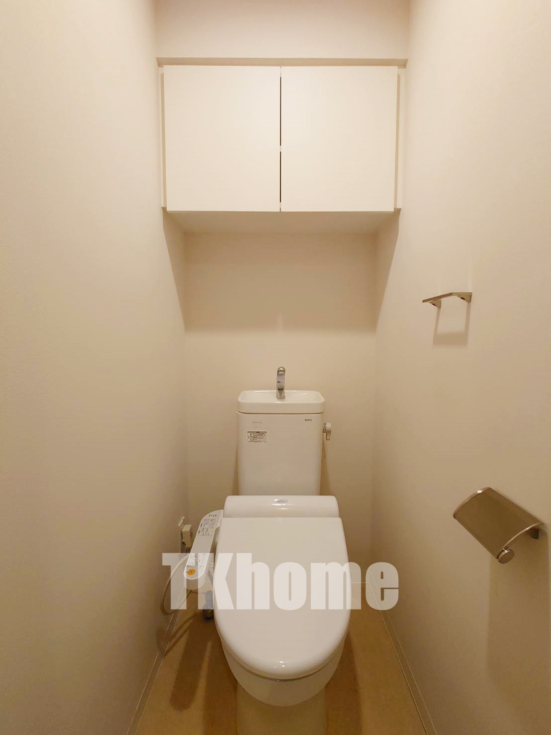 トイレ　温水洗浄便座