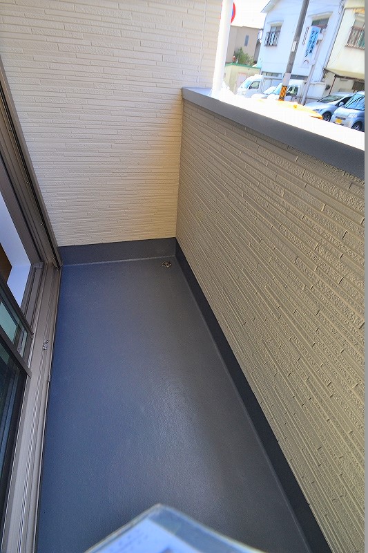 バルコニー　※同シリーズ写真参照