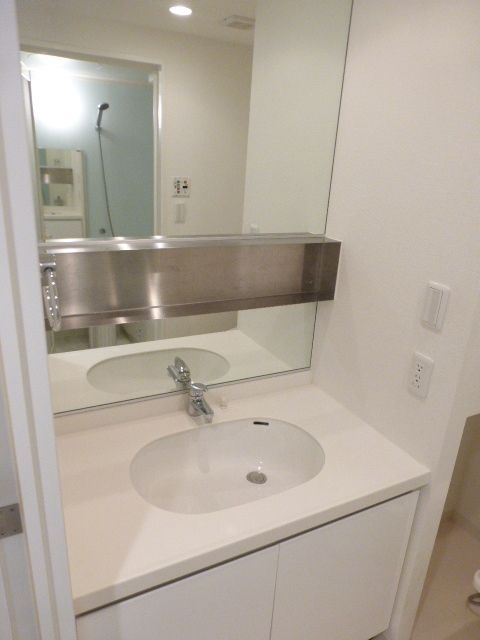 洗面設備　★ワイド綺麗な洗面所★