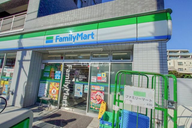 コンビニ　ファミリーマート中野富士見駅前店（コンビニ）まで387m