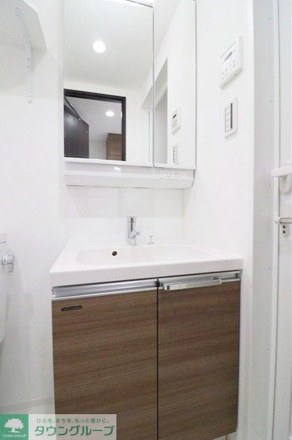 洗面設備　お部屋探しは株式会社　タウンハウジング　までお気軽にお問合…