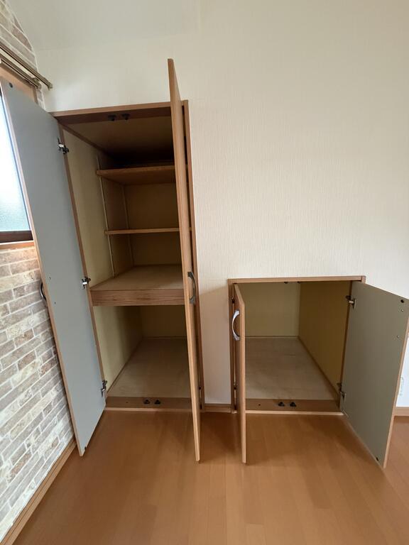 収納　2F洋間