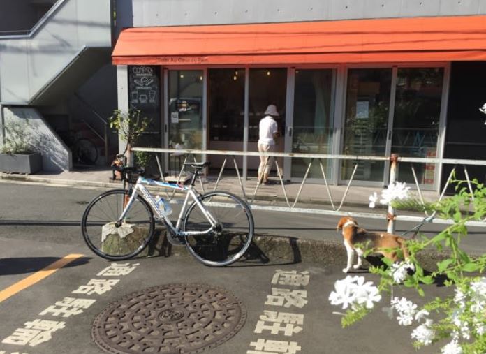 その他　Toshi Au Coeur du Pain(トシ オー ク（その他）まで979m