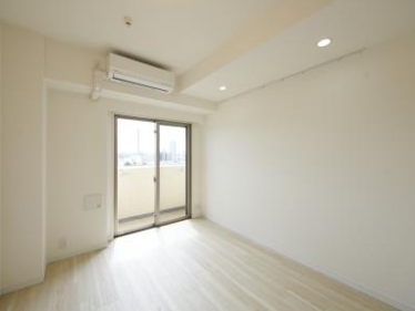 居室・リビング　☆明るい洋室☆