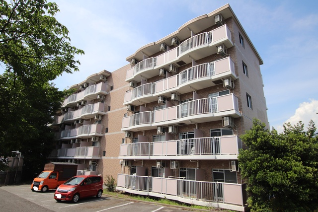 建物外観　☆５階建て　エレベーター付きの鉄筋コンクリートマンション☆