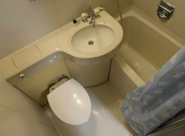 バス・シャワールーム