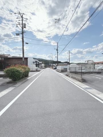 その他　前面道路（その他）まで10m