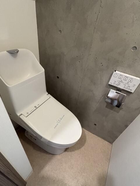 トイレ　※別部屋　参考写真