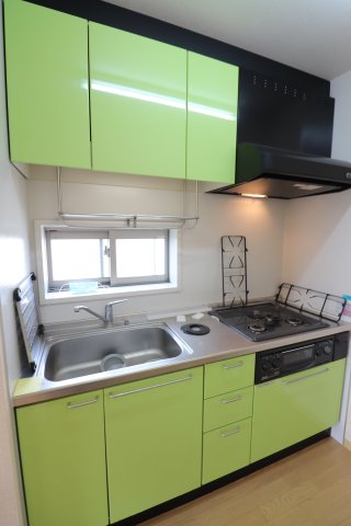 キッチン　同物件、同間取り、別号室の写真です