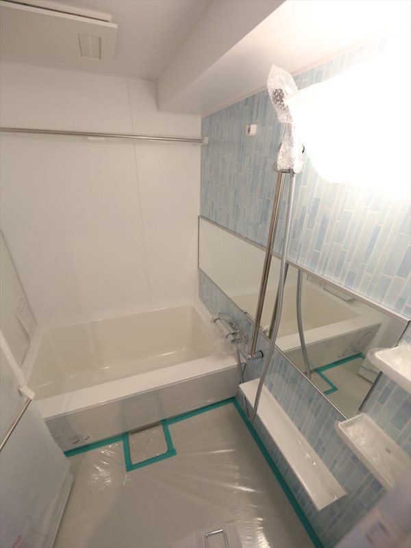 バス・シャワールーム　バスルーム　浴室暖房乾燥機付き