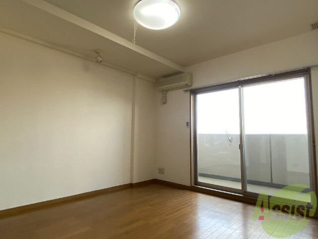 その他部屋・スペース　１Ｋですが、ベッドも十分置くスペースがあります。