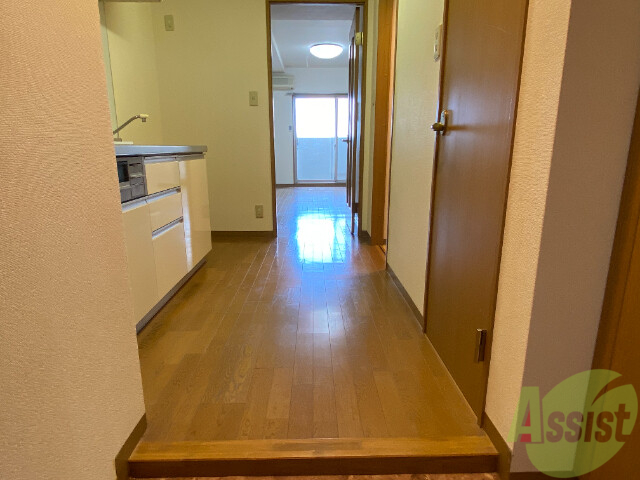 玄関　玄関から撮影しました、イメージを掴んで下さい。