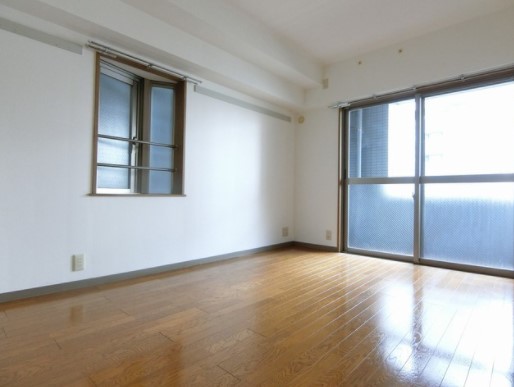 居室・リビング　☆明るい居室☆