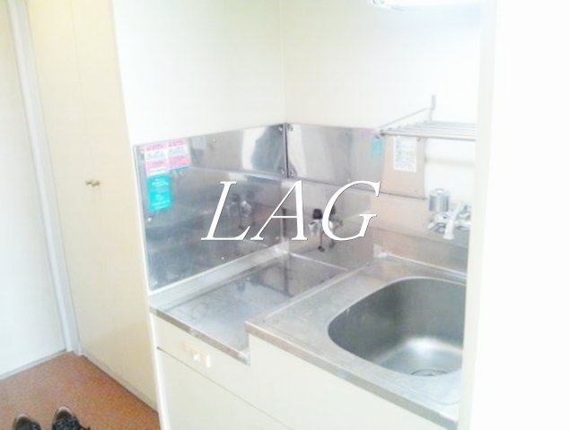 キッチン　キッチンです。