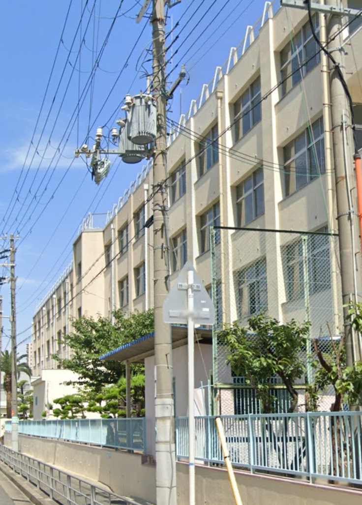 小学校　東大阪市立義務教育学校池島学園小学部（小学校）まで1051m