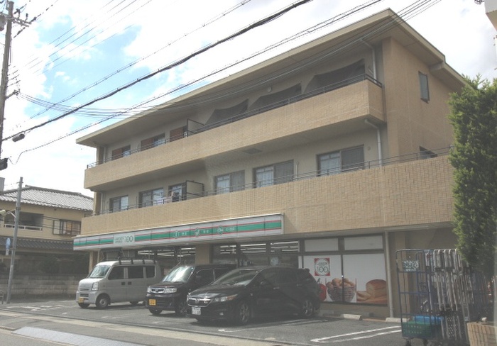 コンビニ　ローソン100（コンビニ）まで660m