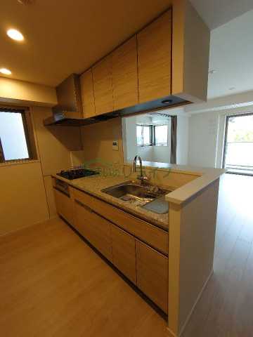 キッチン　クレヴィア新宿若松町