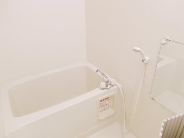 バス・シャワールーム　参考写真（当建物別部屋のものです）