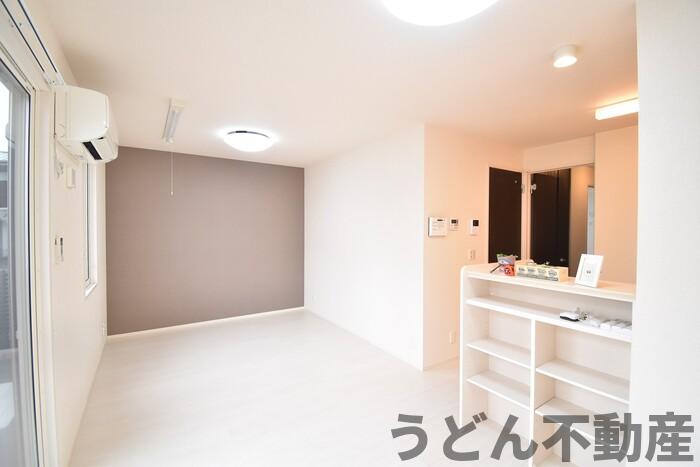 居室・リビング　うどん県のお部屋探しはうどん不動産へ うどんちゃんとLINE