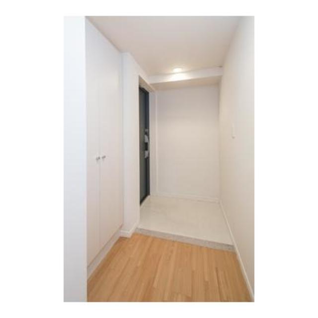 玄関　※写真は同タイプ住戸です。
