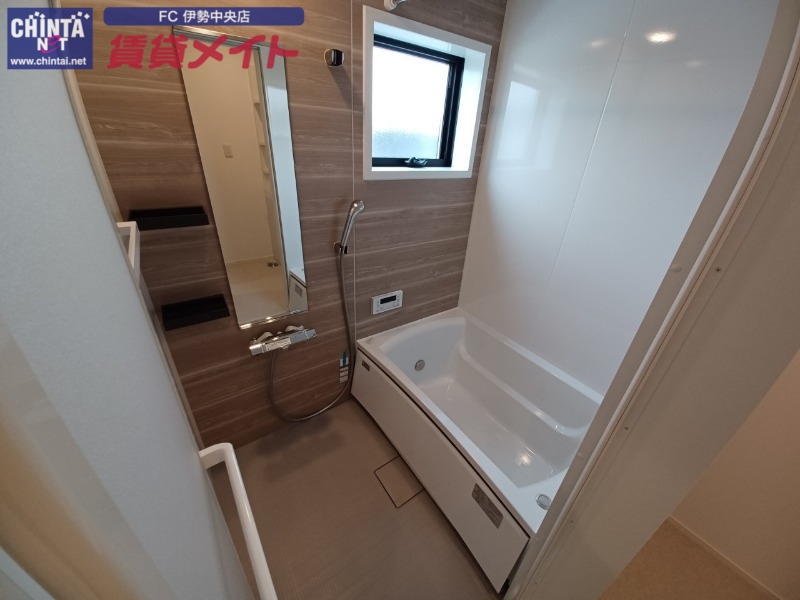 バス・シャワールーム　別部屋画像参考