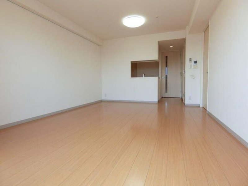 居室・リビング　HOUSE岩本町