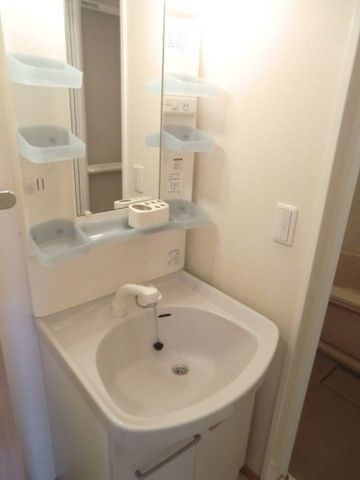 洗面設備　シャンプドレッサー