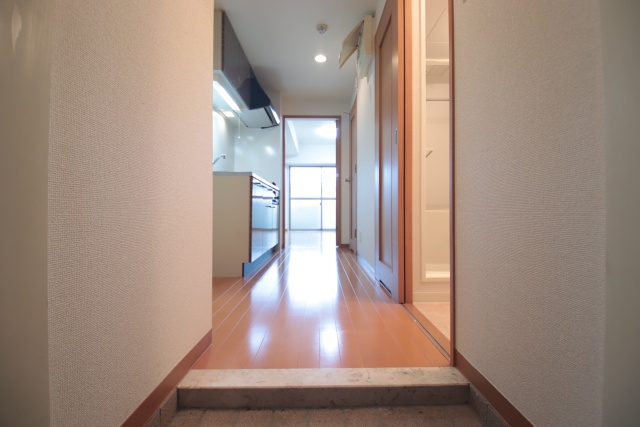 玄関　※別室の参考写真の為、現況優先です。