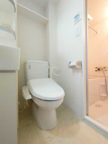 トイレ　リヴシティ中野