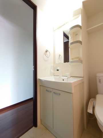 洗面設備　リヴシティ中野