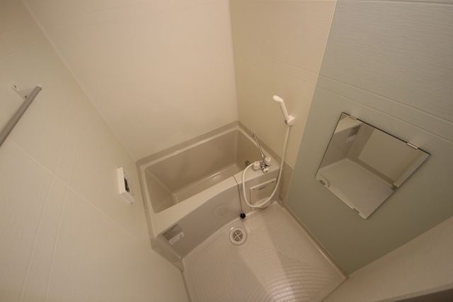 バス・シャワールーム　★綺麗なバスルームです★