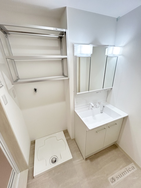 洗面設備　シャンプードレッサー付き・朝シャンもこちらで♪♪