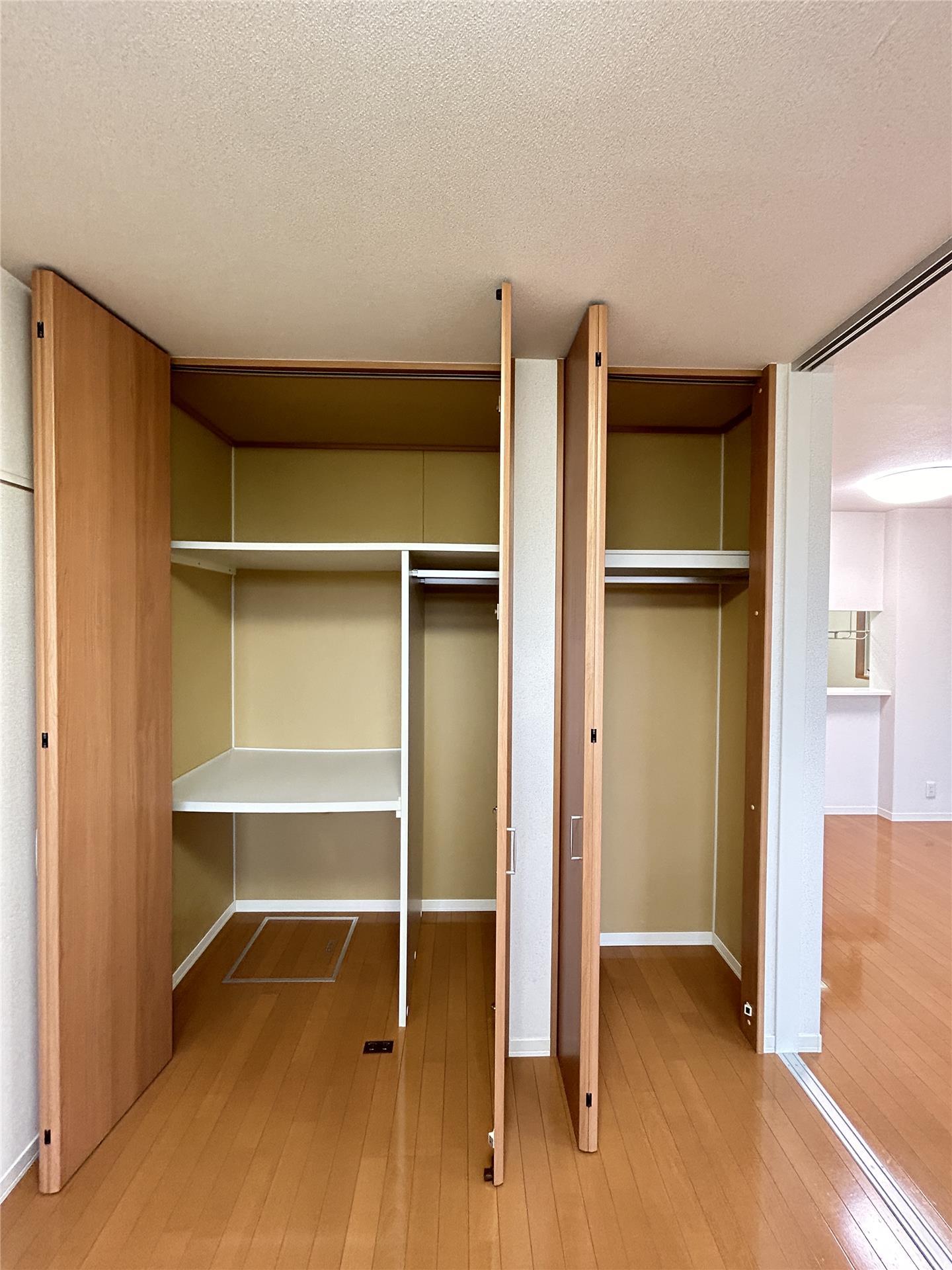 収納　クローゼット