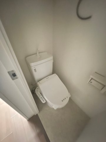 トイレ　落ち着いたトイレです