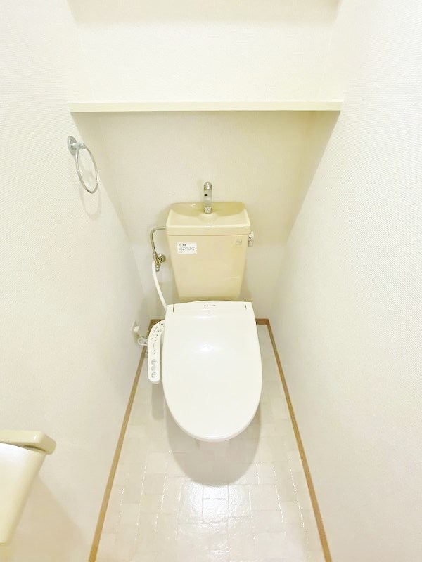 トイレ　★温水洗浄便座付きトイレ★