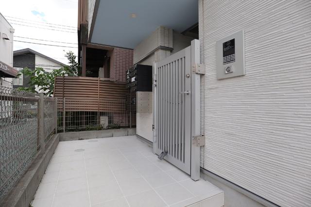 エントランス　エントランス