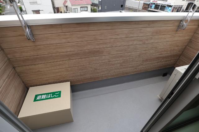 バルコニー　バルコニー